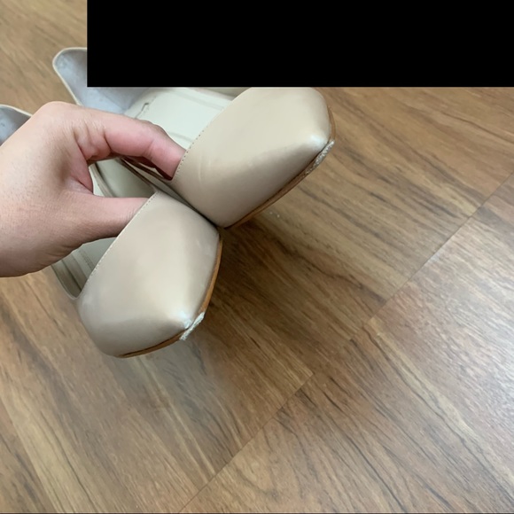 Marc Fisher Zala Block Heel Pump - Picture 6 of 12